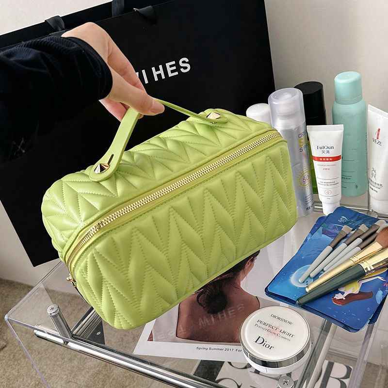 High-capacity Premium-feel Tote Storage Bag