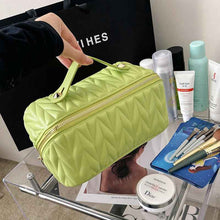 High-capacity Premium-feel Tote Storage Bag
