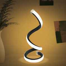 Nordic-style Modern Bar And Restaurant Ambiance Creative Table Lamp