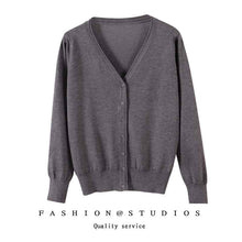Women's Slim-fit SpringAutumn Plus-size Knitted Cardigan