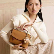 Womens First-Layer Cowhide Cambridge Bag