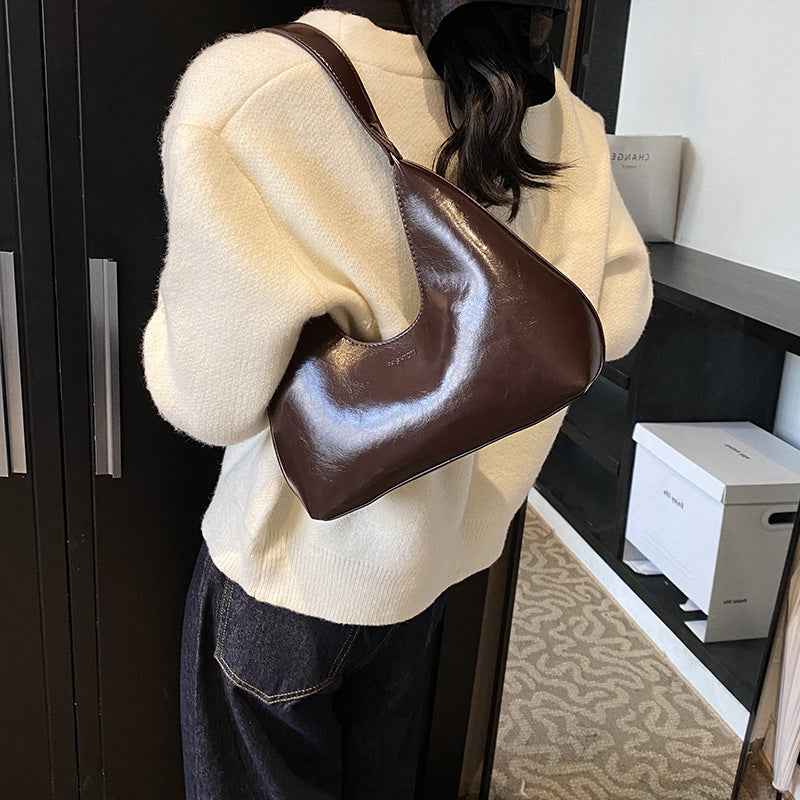 Retro Dumpling Style Versatile Commuter Bag