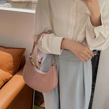 Womens Summer Shoulder And Tote Bag With A Niche Design Baguette Style