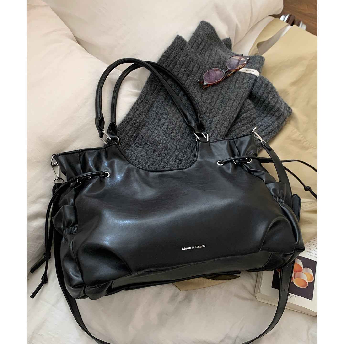 Vintage Biker-style High-capacity Underarm Bag For Women