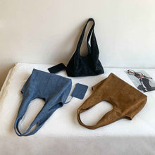 Large-capacity Womens Suede Commuter Underarm Shoulder Bag