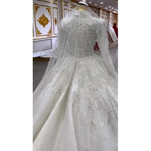 Bride Owner Wedding Dress Trailing Wedding Pettiskirt by Mirlaine Univers