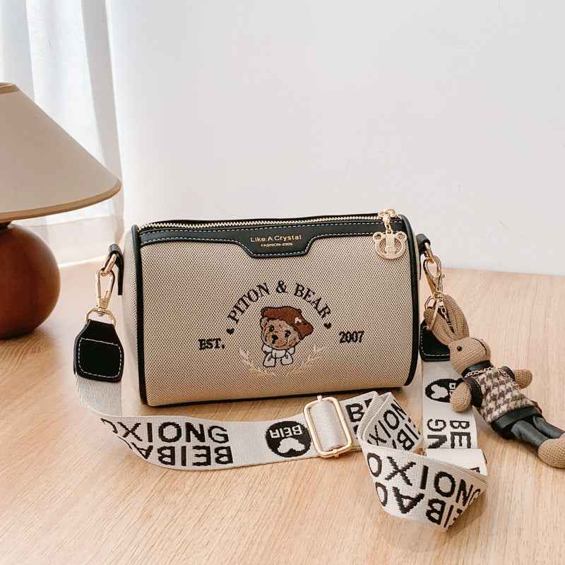 Urban Minimalist Stylish Casual And Commuter Womens Shouldercrossbody Bag A Retro Classic Pillow Bag