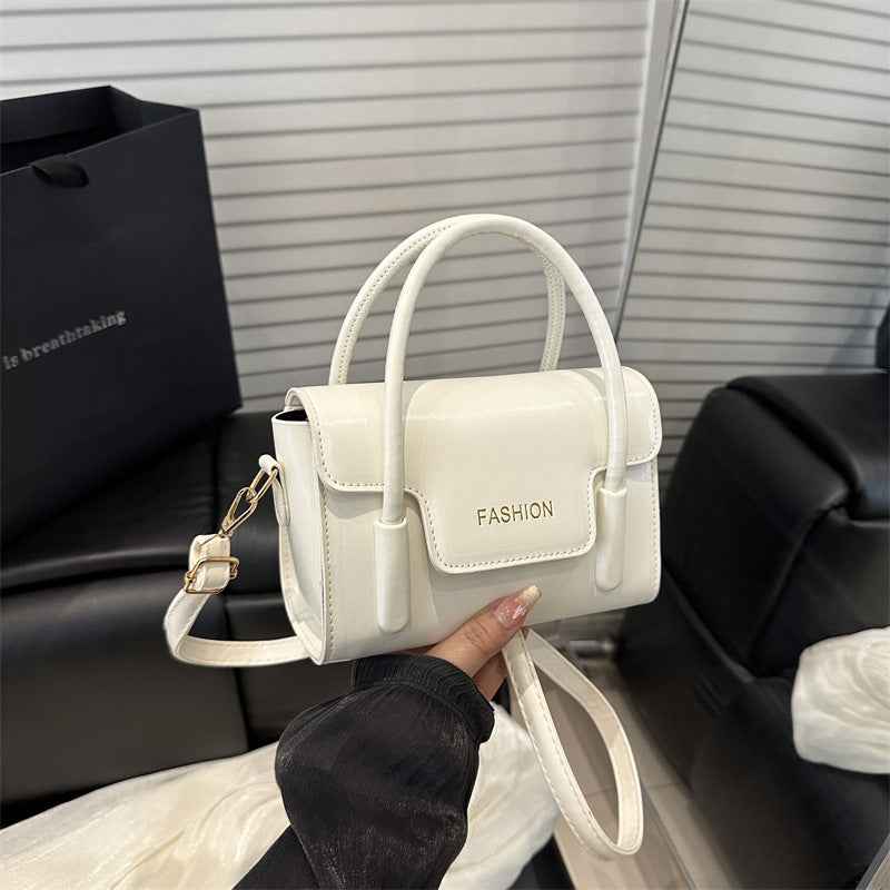 Womens Minimalist Solid-color Trendy Niche Crossbody Bag