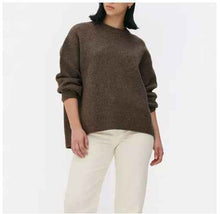 Women's Crew Neck Pullover Sweater