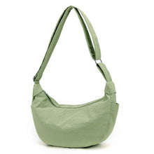 A High-capacity Shoulder Bag Thats Both Stylish And Easy To Carry
