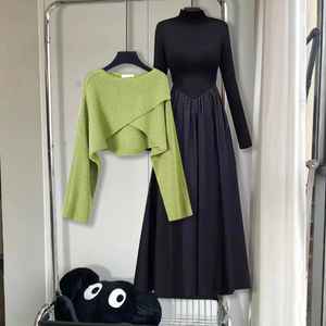Knitted Cropped Sweater For Outerwear In Winter