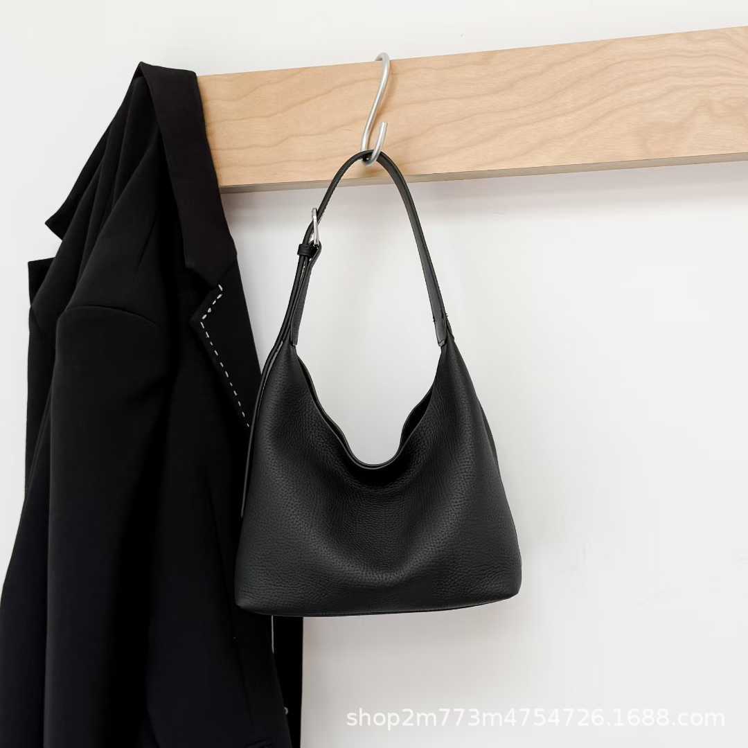 Chiond Top-Grain Leather Simple And Sophisticated Commuter ShoulderCrossbody Bag by Mirlaine Univers