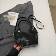 Korean-style Chic Commuter Tote Bag For Women Casual Versatile And Stylish Crossbody Design