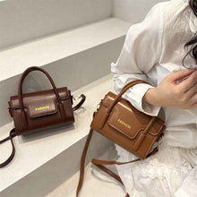 Womens Minimalist Solid-color Trendy Niche Crossbody Bag