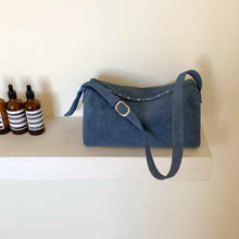 High-End Rivet Handheld Shoulder Bag For Women