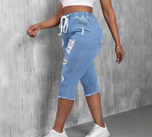 Womens Slimming Ripped Plus-Size Jeans