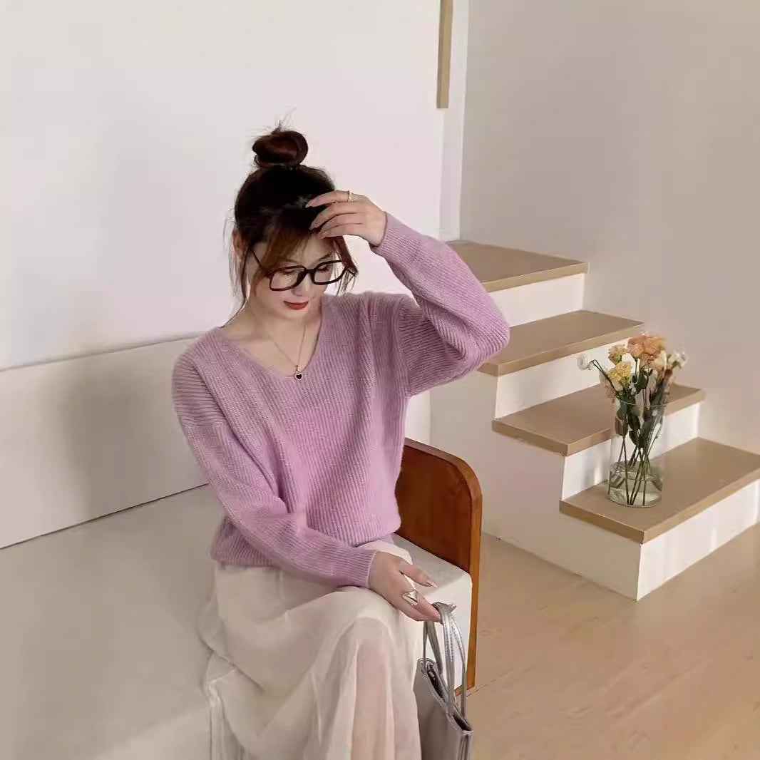 Womens Solid Color Long-Sleeve V-Neck Sweater