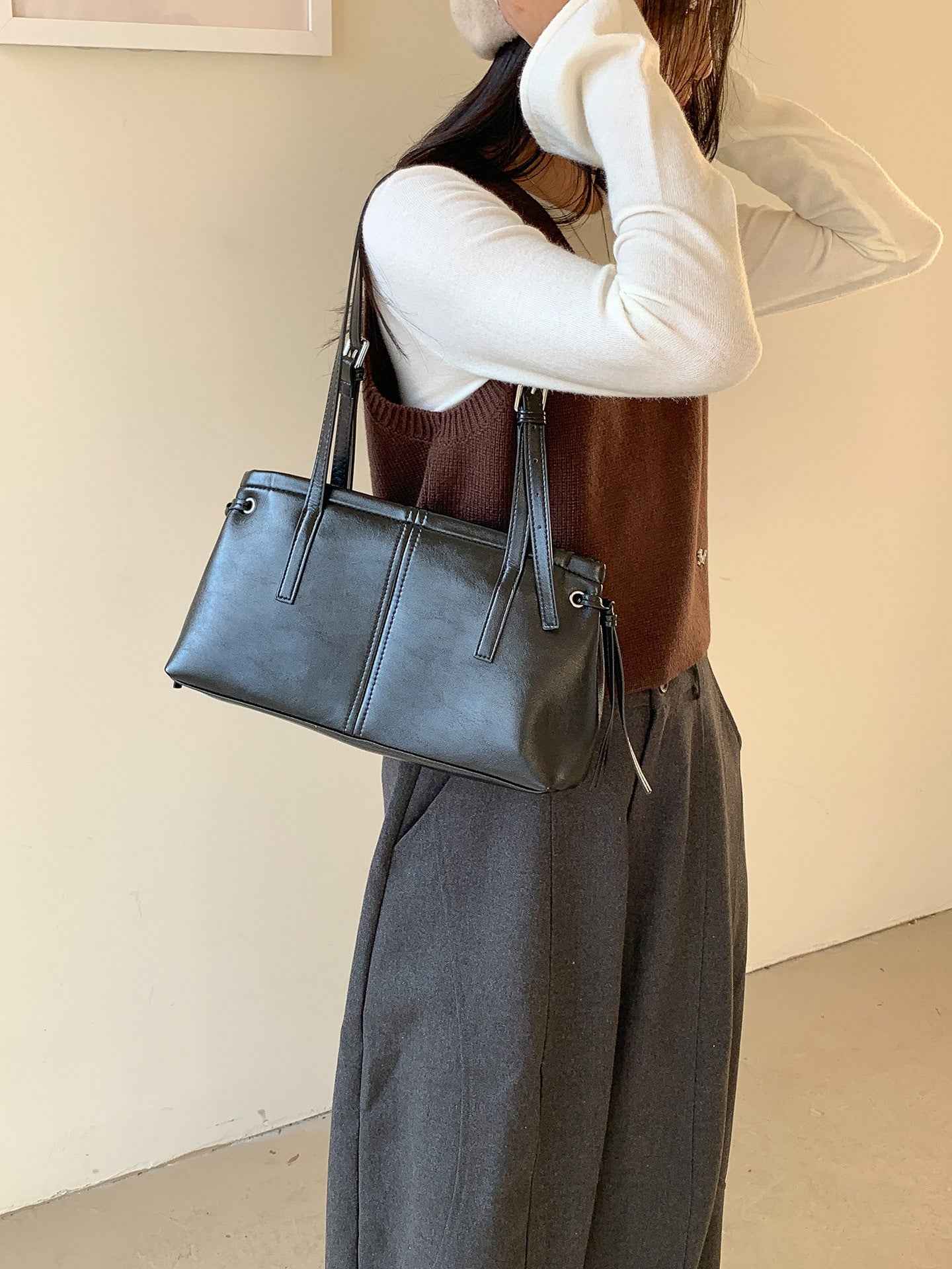 Korean Dongdaemun Retro-Inspired Casual Soft Leather Bag For Instagram Style