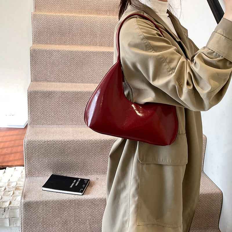 Retro Dumpling Style Versatile Commuter Bag