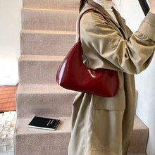 Retro Dumpling Style Versatile Commuter Bag