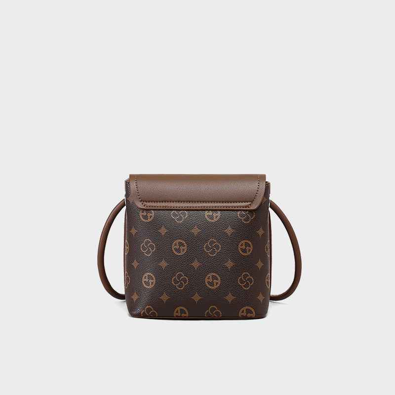 Trendy New Shoulder Bag Thats Versatile And Easy To Style