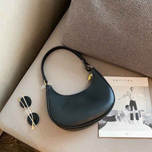 Womens Summer Shoulder And Tote Bag With A Niche Design Baguette Style