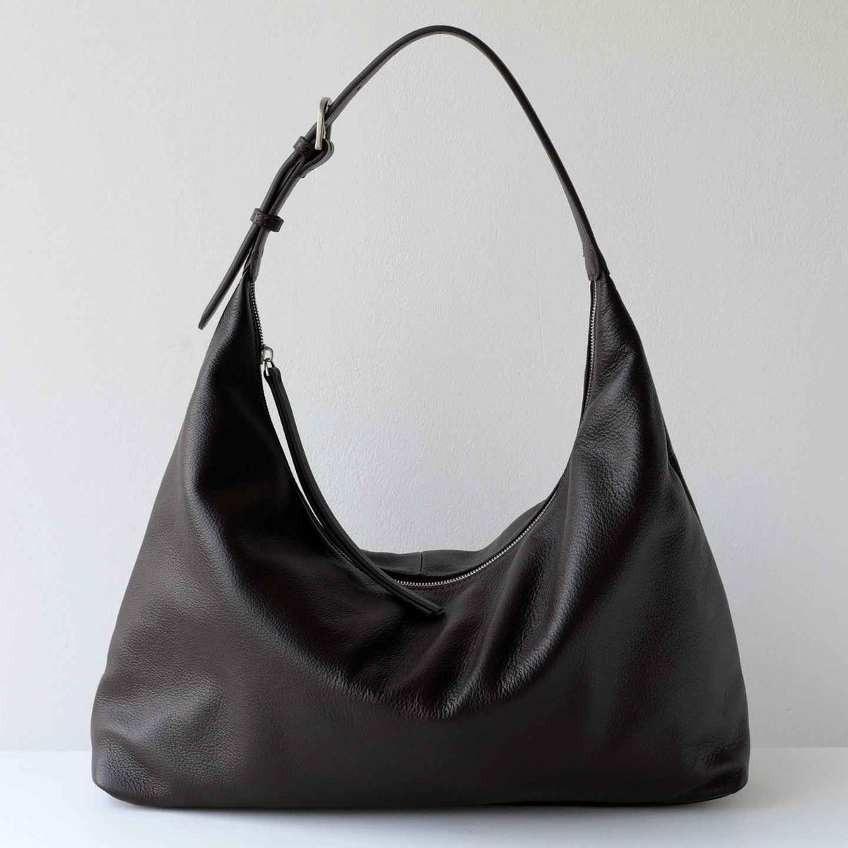 Versatile Leather Commuter Tote Shoulder Bag