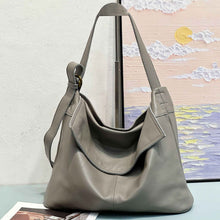 Stylish And Versatile Womens Shoulder And Crossbody Bag