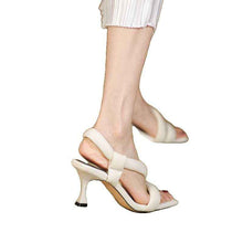 New Soft Leather Low Top Sandals For Women In Autumn And Winter Of