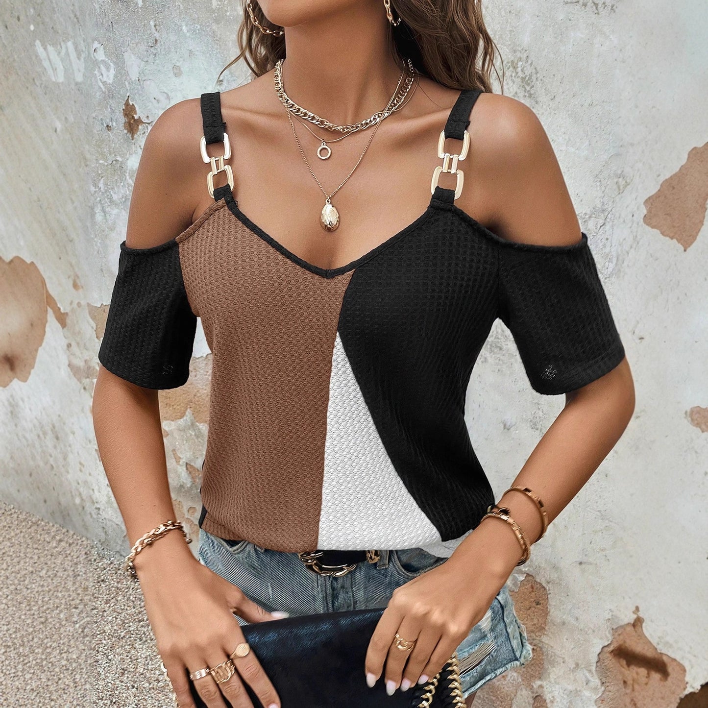 V-neck Color-block Knitted Backless Loose Short-sleeve Camisole T-shirt Top by Mirlaine Univers V-neck Color-block Knitted Backless Loose Short-sleeve Camisole T-shirt Top Mirlaine Univers v-neck-color-block-knitted-backless-loose-short-sleeve-camisole-t-shirt-top 0 V-neck Color-block Knitted Backless Loose Short-sleeve Camisole T-shirt Top Mirlaine Univers V-neck Color-block Knitted Backless Loose Short-sleeve Camisole T-shirt Top