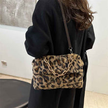 Stylish One-shoulder Envelope Bag With Leopard Print And Fluffy Accents Crossbody Bag
