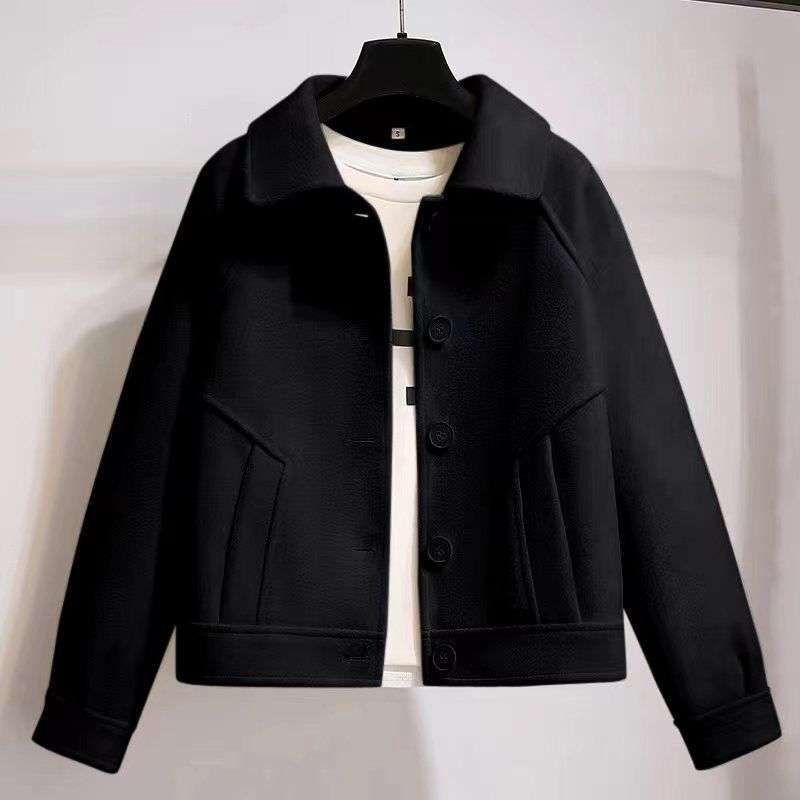 Women's Retro Fashion Short Loose Wool Coat by Mirlaine Univers