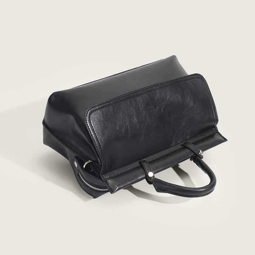 Textured Versatile Tote Bag That Can Be Carried As A Shoulder Bag