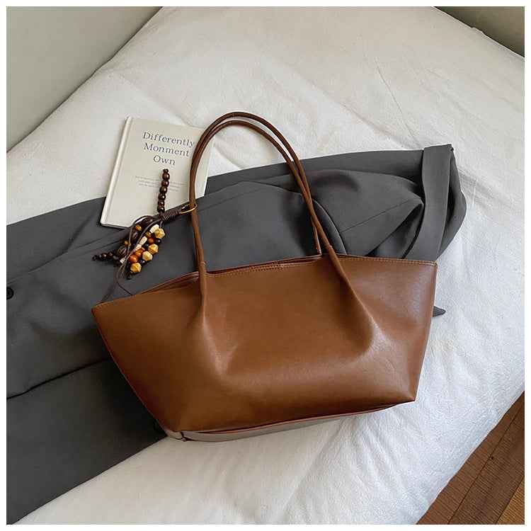 Retro Casual Large-Capacity Shoulder Bag