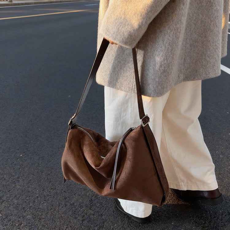 Womens Casual Retro Versatile Crossbody Bag