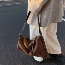 Womens Casual Retro Versatile Crossbody Bag